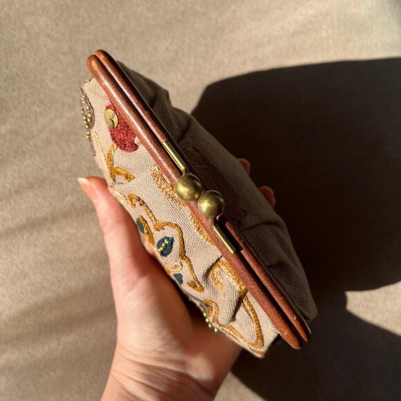 FOSSIL Crewel Frame Mini Multicolor Kisslock Clutch Canvas Crossbody Purse - Picture 3 of 16